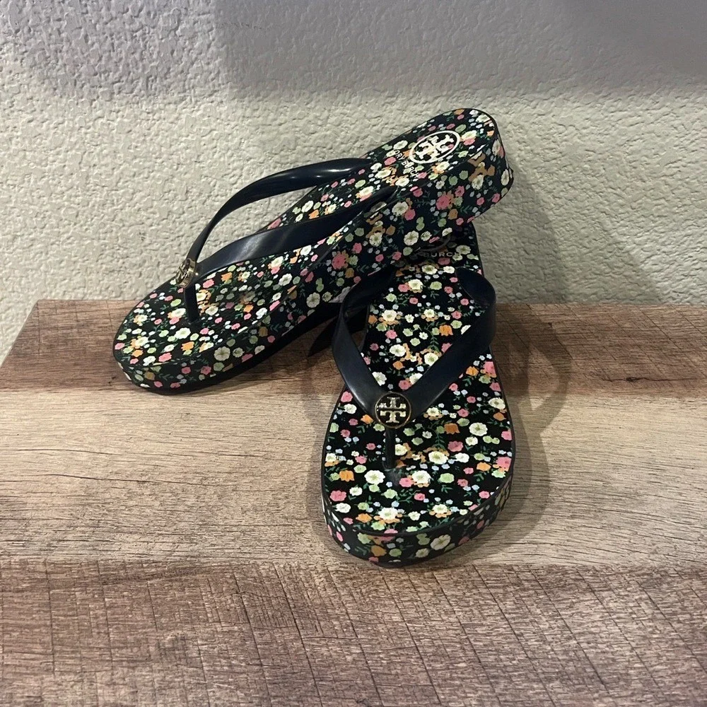 Tory Burch‎ Black Floral Wedge Sandals, NWOT